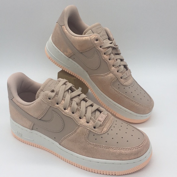 NIKE WMS AIR FORCE 1 ‘07 PRM MLTC red bronze/beige - Picture 2 of 8
